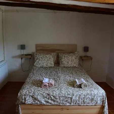 Casa Rural Melusine Bed & Breakfast