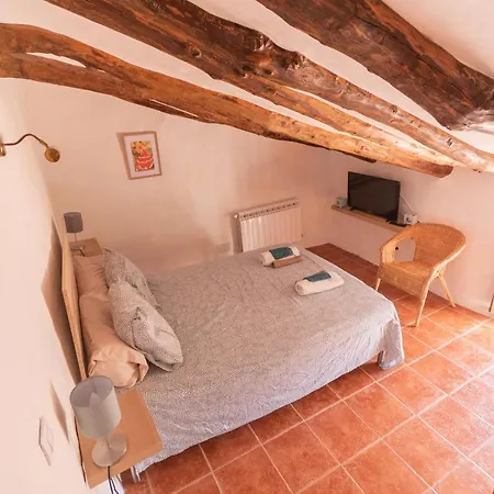 Casa Rural Melusine Bed & Breakfast *
